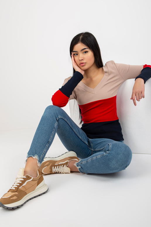 Beež ja tumesinine liibuv põhipluus...