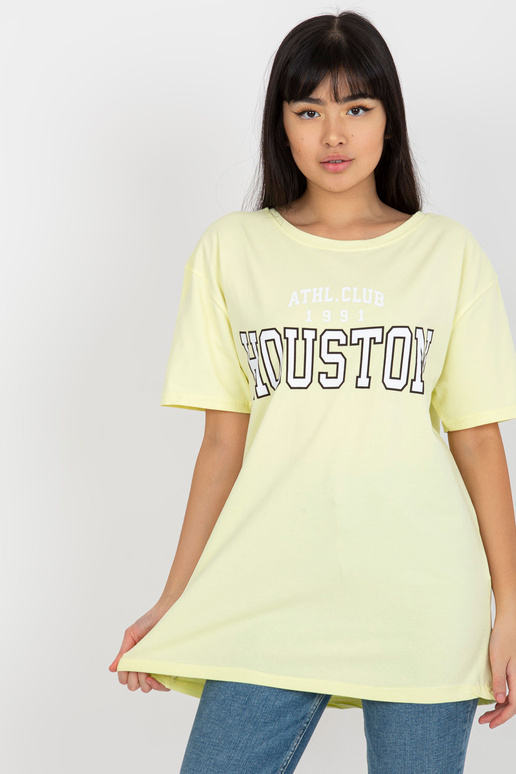 Kollane lahtine T-särk kirjaga