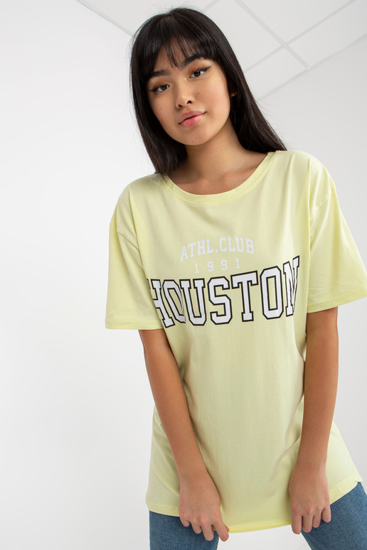 Kollane lahtine T-särk kirjaga