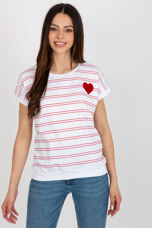 Valge ja punase vaba triibuline...