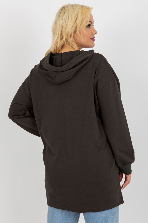 Khakivärvi pikem pluss suuruses...