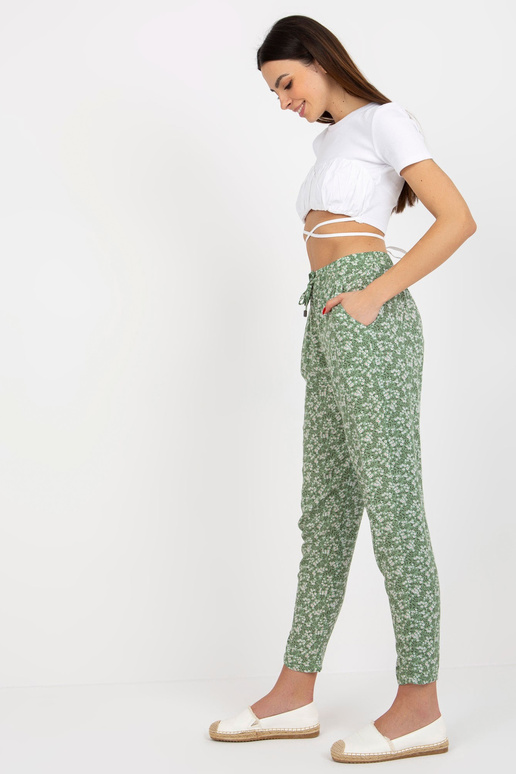 Lillekangast helerohelised heledad...