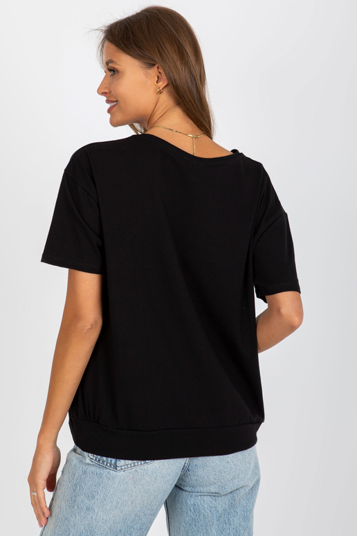 Must naiste ülisuur lühikeste...