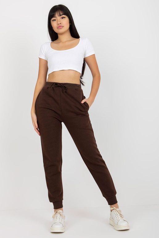 Pruunid soojendusega dressipüksid...