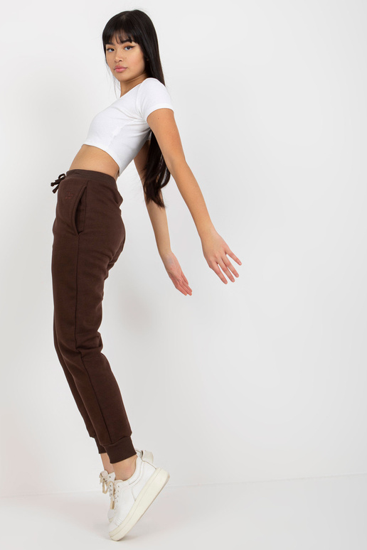 Pruunid soojendusega dressipüksid...