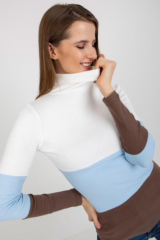 Ecru-helesinine soonikuga põhiline...