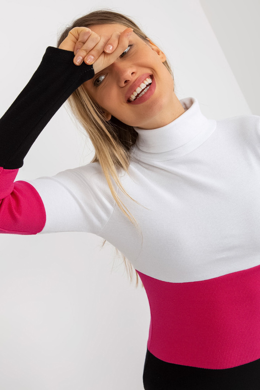 Ecru-fuksia värvi liibuv põhipluus...