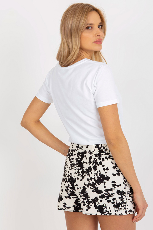 Valge ja oranži värvi puuvillane... Valge ja oranži värvi puuvillane...