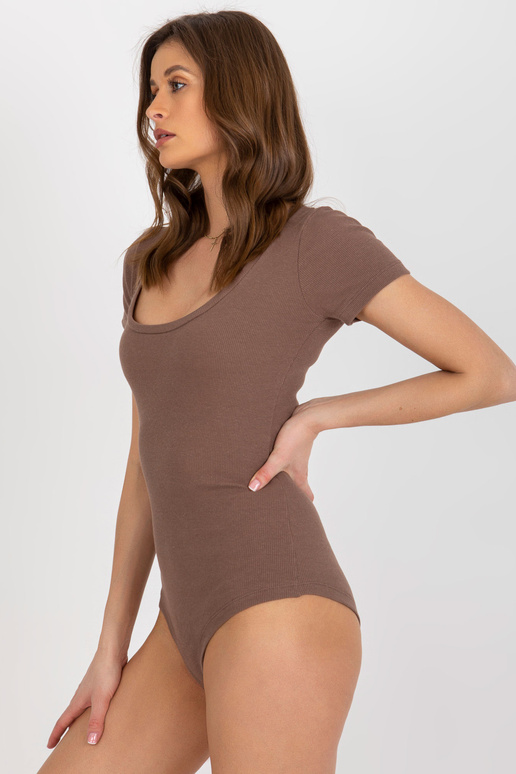 Pruun soonikuga puuvillane põhikeha