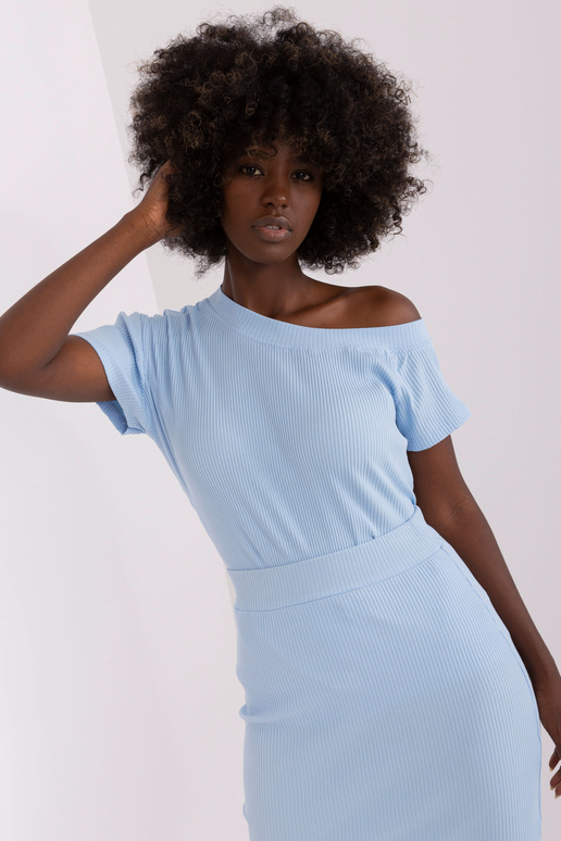 Pluus-RV-BZ-8932.42-helesinine