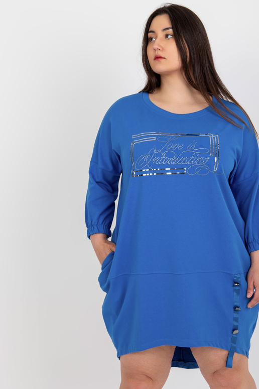 Tumesinine pluss-suuruses...