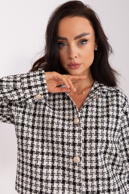 Jope-LK-KR-509432.27-must-valge