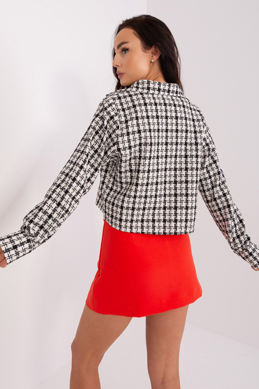 Jope-LK-KR-509432.27-must-valge