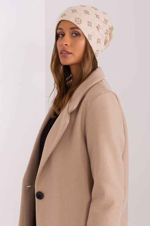 Cap-AT-CZ-2325.85-helebeež