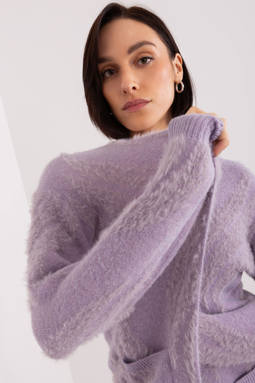 Kampsun-AT-SW-234501.00P-helelilla