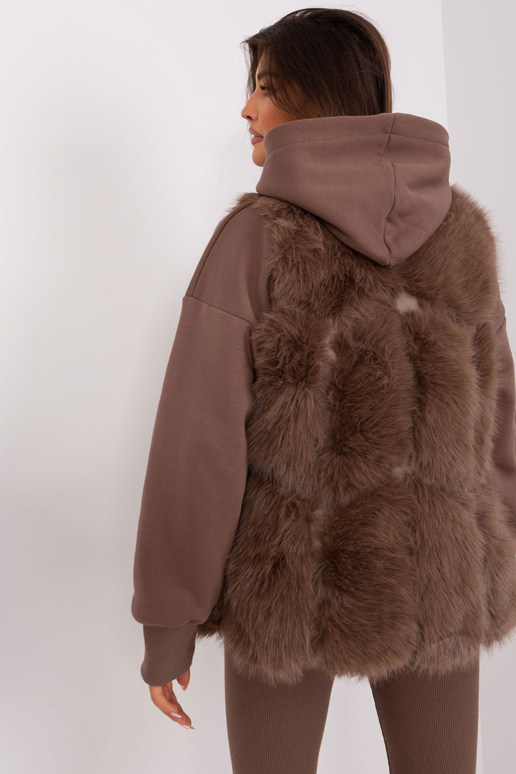 Vest-AT-KZ-2375.00P-pruun