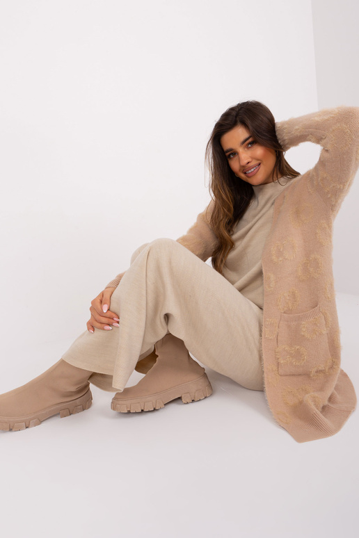 Kampsun-AT-SW-234502.38X-beež