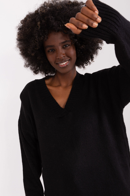 Kampsun-BA-SW-0577.02P-must