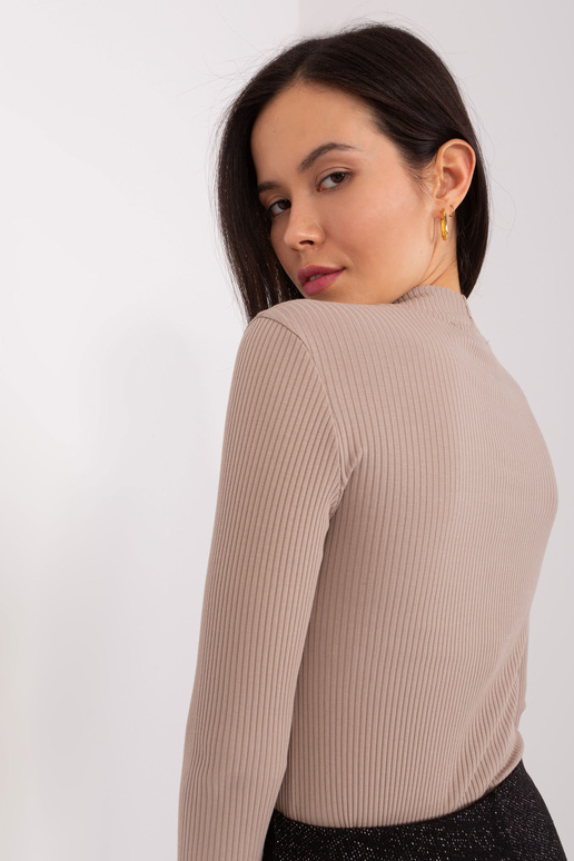 Pluus-RV-BZ-9205.23X-tumebeež