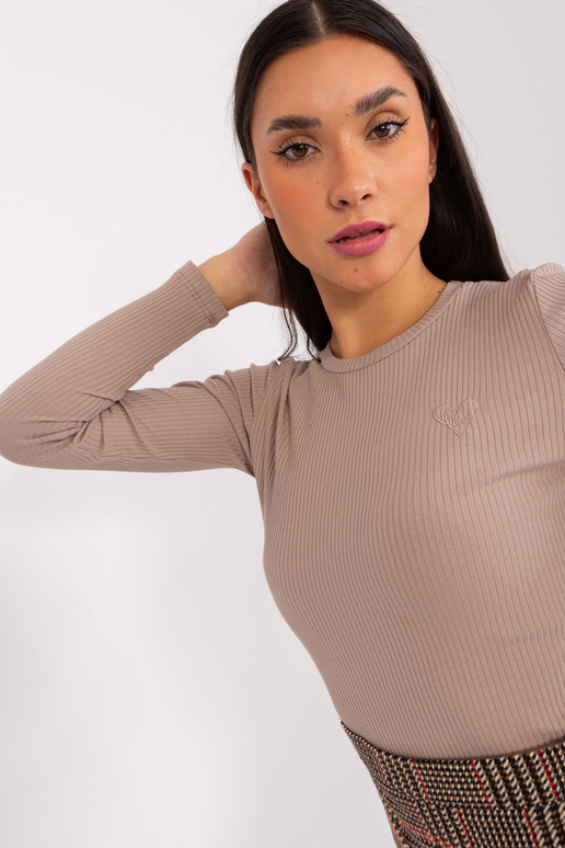 Pluus-RV-BZ-9207.32X-tumebeež