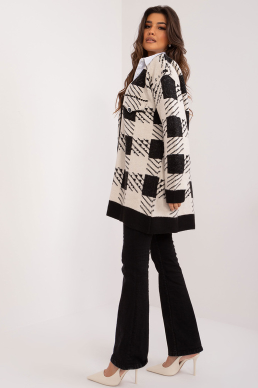 Kampsun-BA-SW-0538.29-must-beež