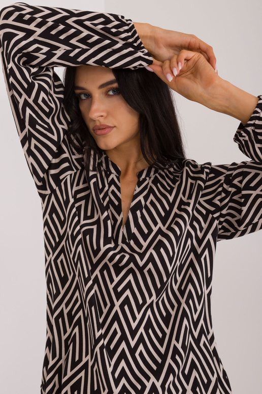 Pluus-D73771M11186B-must-beež