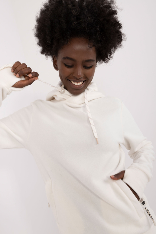 Pusa-D20005M02627B3-valge