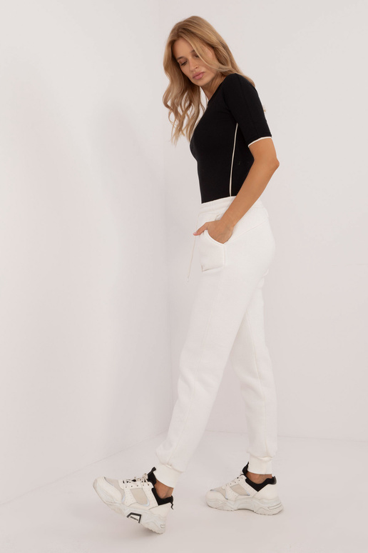 Dressipüksid-EM-DR-661.00- valge värv