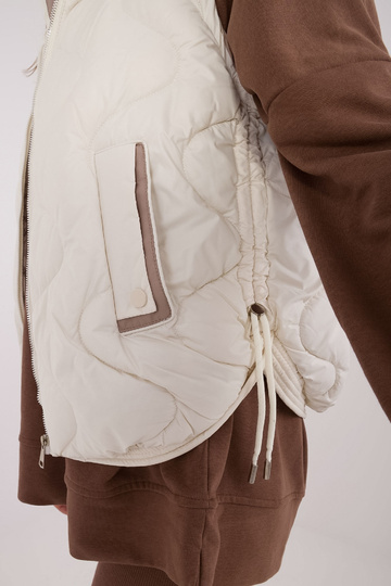 Vest-MBM-KZ-2302.54- valge... 2