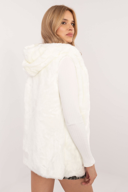 Vest-AT-KZ-05201.95P-ekru