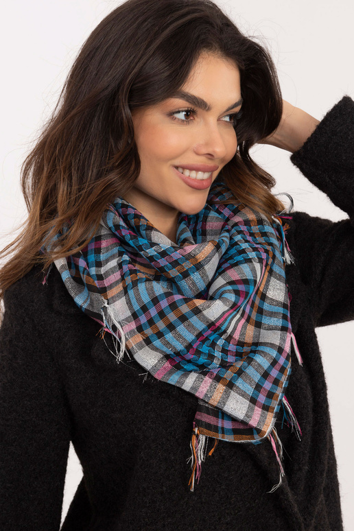 Sall -AT-CH-3007.22-mitmevärviline Sall -AT-CH-3007.22-mitmevärviline