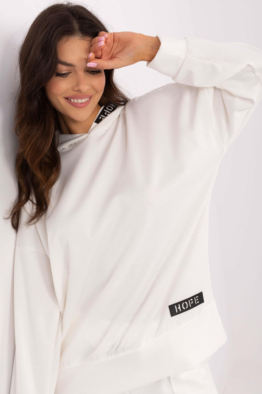 Pusa-DHJ-BL-20522.89-ekru