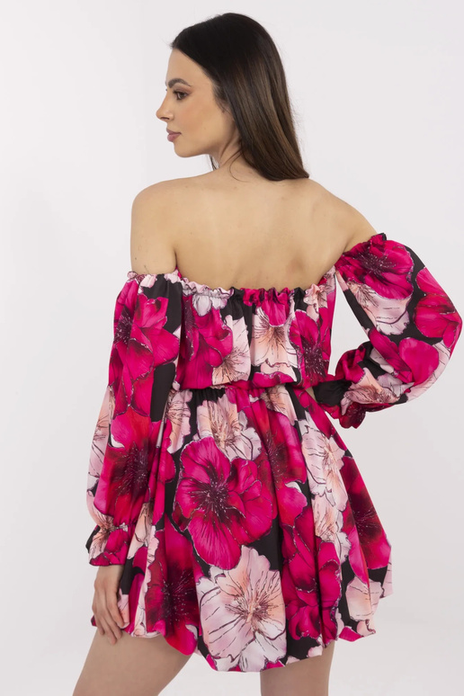 Kleit-MI-SK-A1447.84-must-roosa