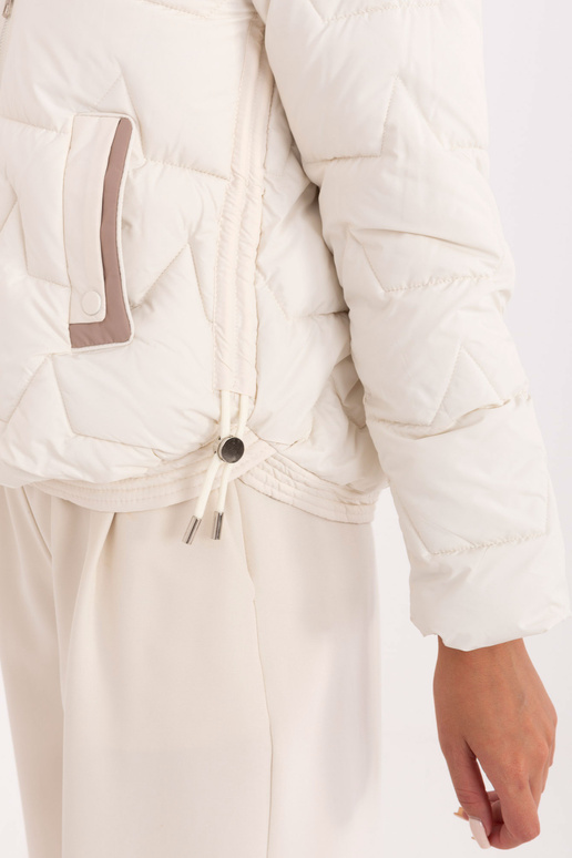 Jakk - elevandi luu värv