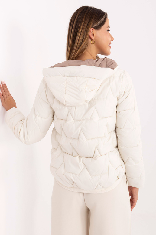 Jakk - elevandi luu värv