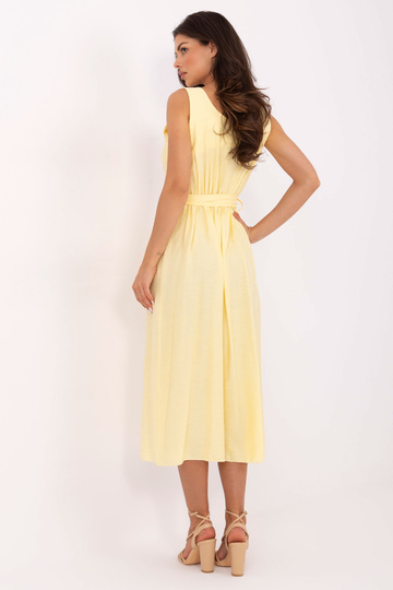 Heledat kollane kleit 2