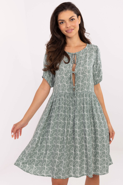 Pistatsia värvi kleit