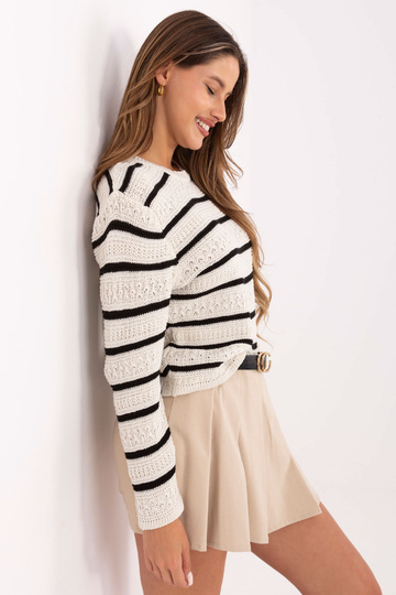 Loodusvärvi kampsun