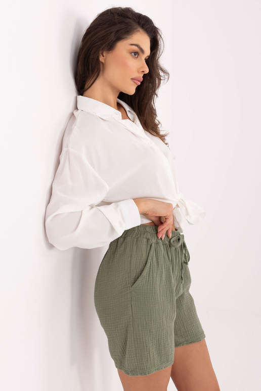 Kaki šortsid Kaki šortsid