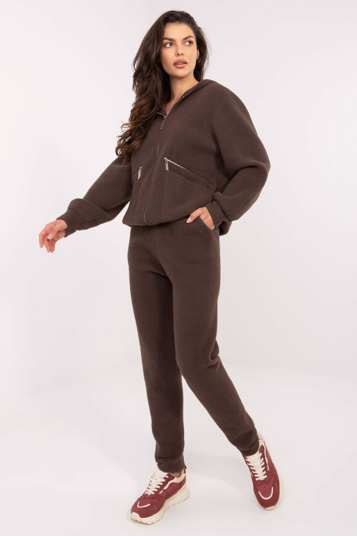 Pruun komplekt Pruun komplekt