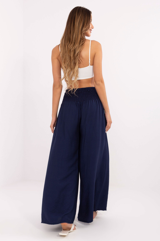 Tumedad sinised püksid Tumedad sinised püksid