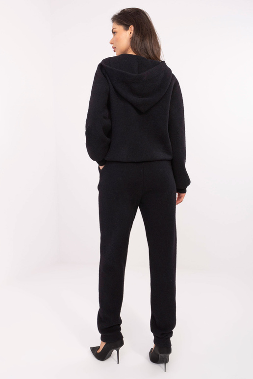 Must komplekt Must komplekt