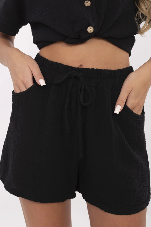 Mustad lühikesed püksid Mustad lühikesed püksid