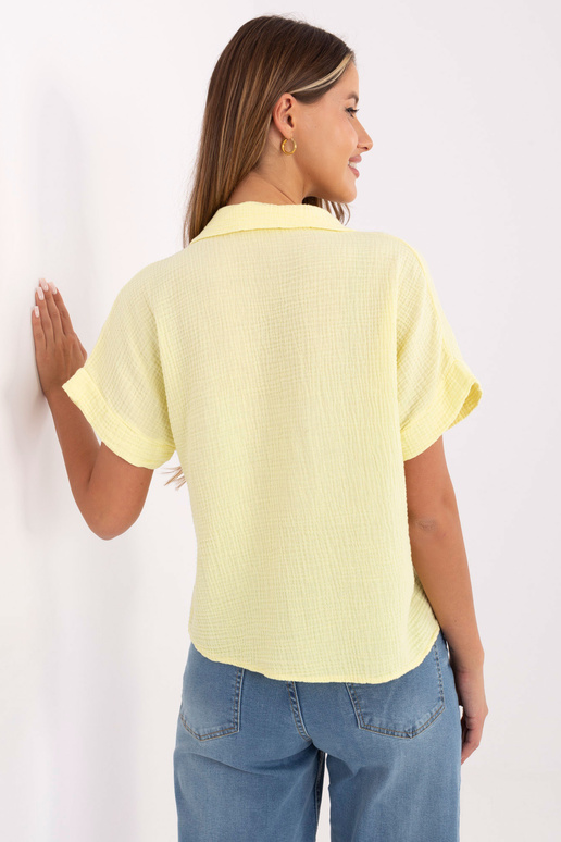 Heledalt kollased särk Heledalt kollased särk