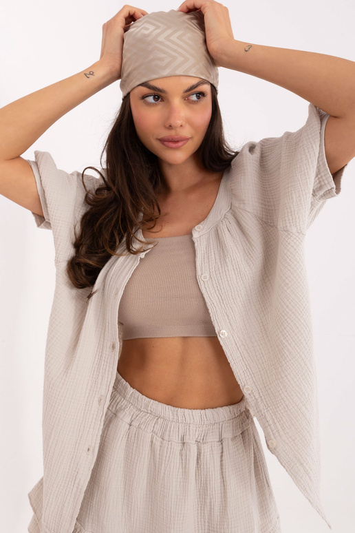 Praktiline komplekt heledat liiva