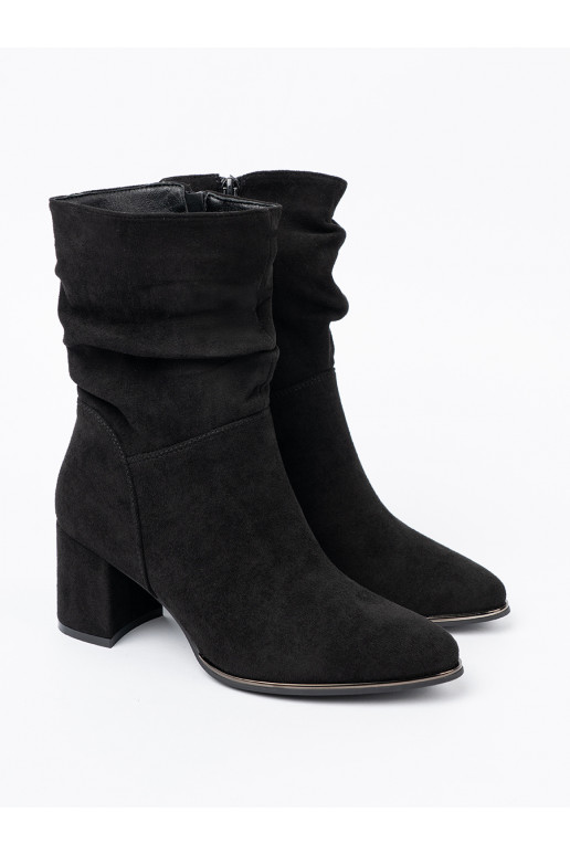 Naiste poolsaapad  Mustad z eleganckim marszczeniem