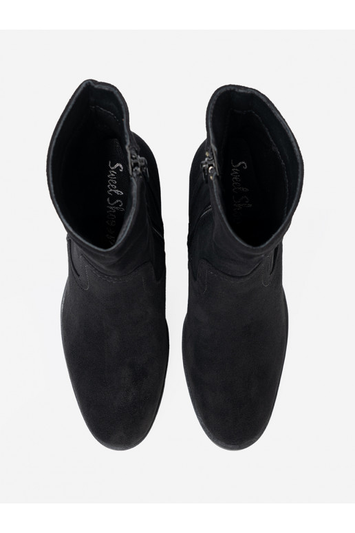 Must lumesaapad  o klasycznym kroju