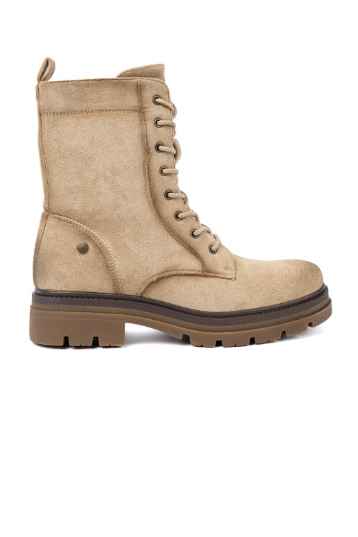 seemisnakhsed  saapad z solidnym bieżnikiem