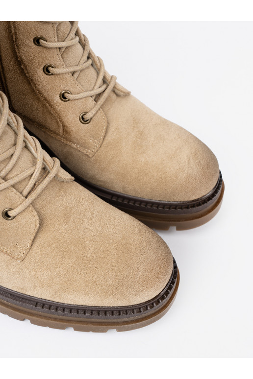 seemisnakhsed  saapad z solidnym bieżnikiem