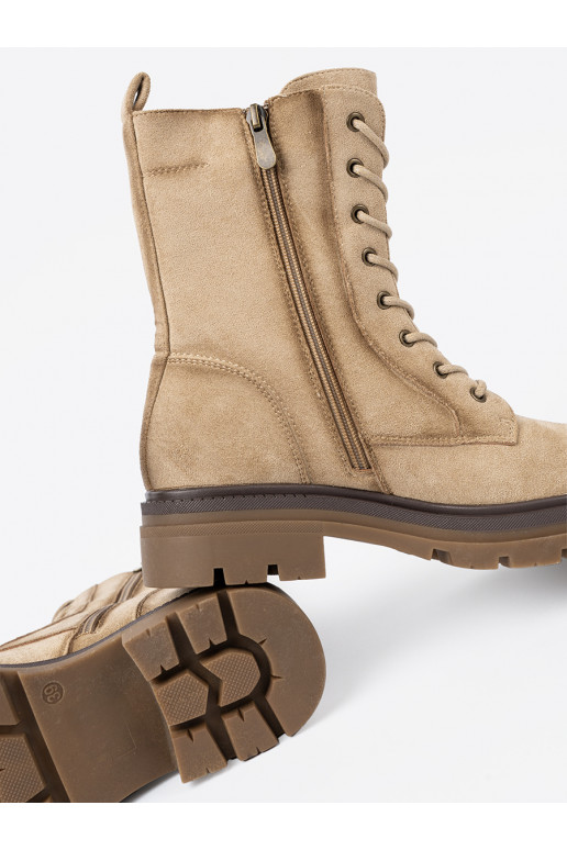 seemisnakhsed  saapad z solidnym bieżnikiem